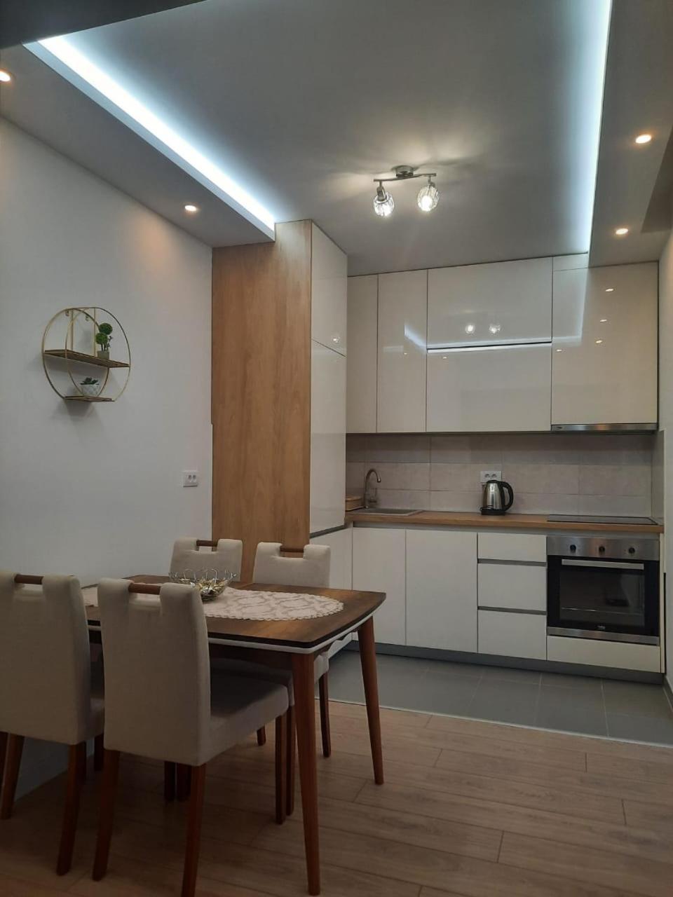 טיווט Matkovic Residence מראה חיצוני תמונה