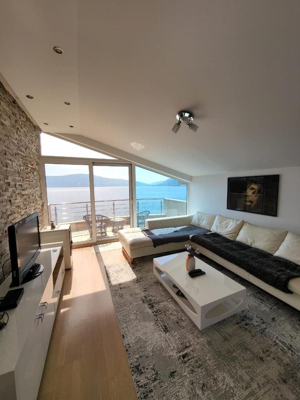 טיווט Matkovic Residence מראה חיצוני תמונה