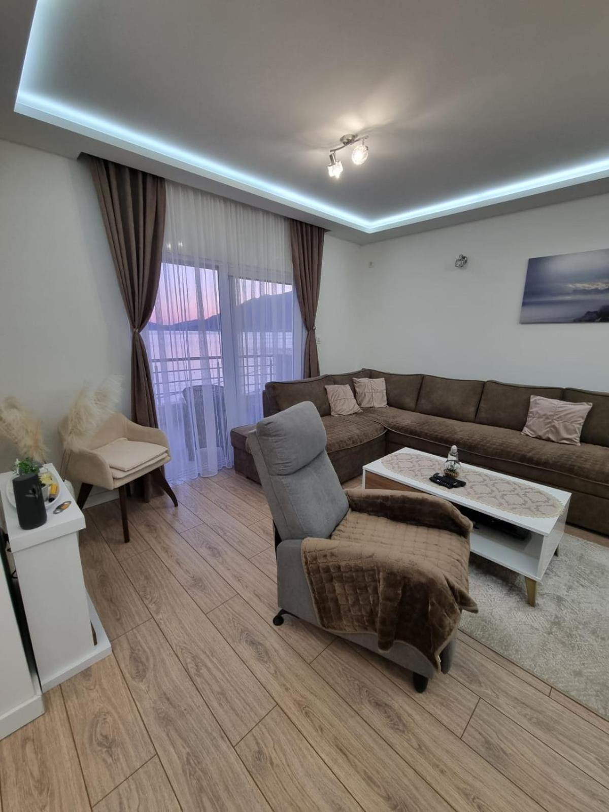 טיווט Matkovic Residence מראה חיצוני תמונה