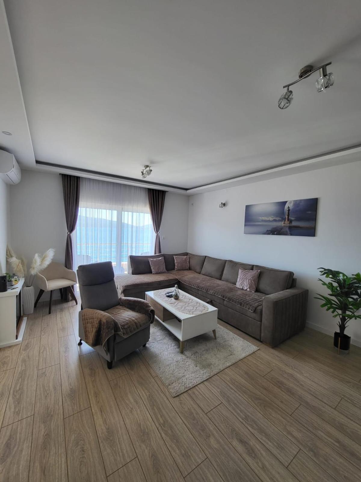 טיווט Matkovic Residence מראה חיצוני תמונה
